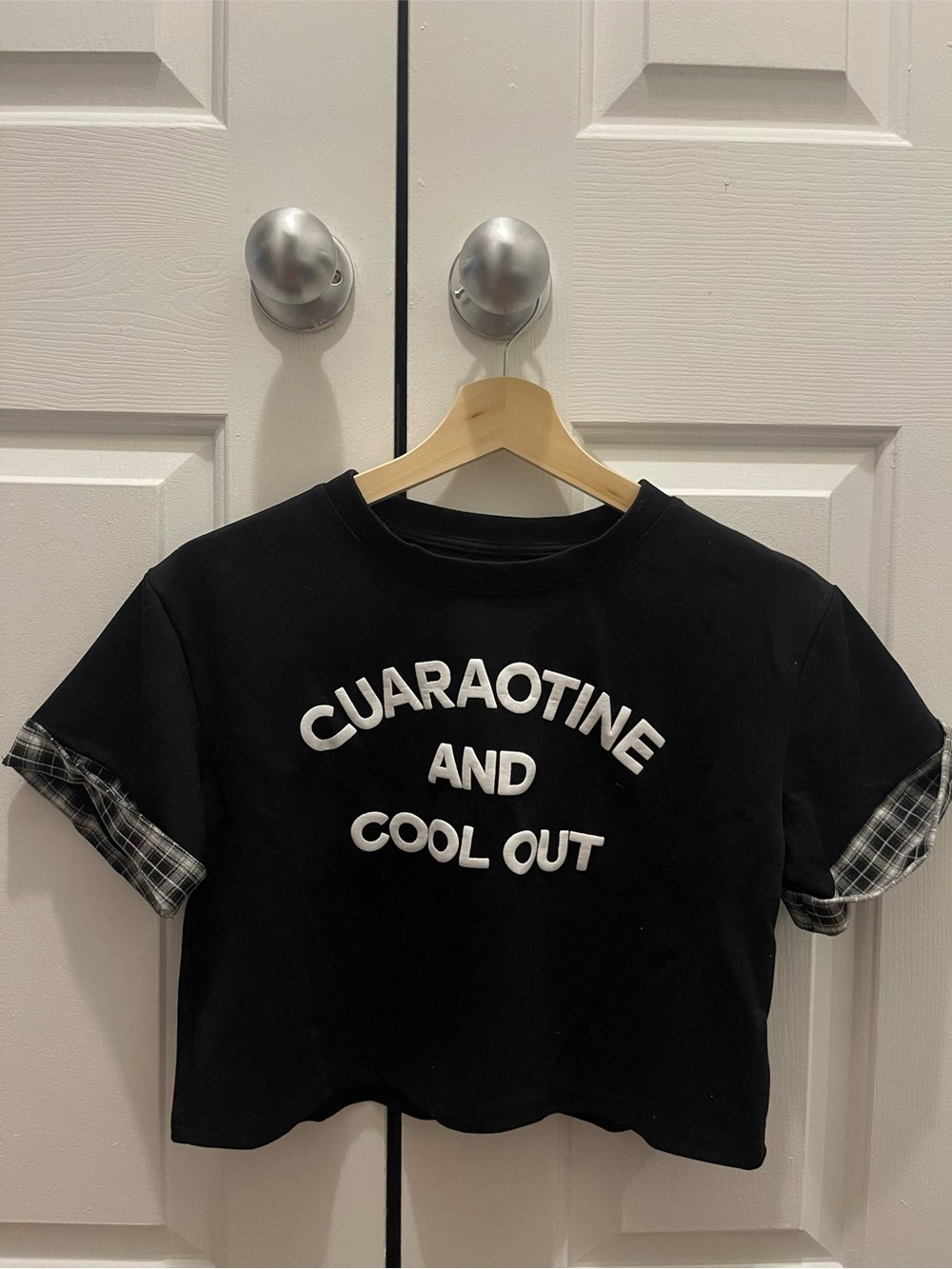 (NEW) Black 'Cuarantine and Cool Out' Crop Tee